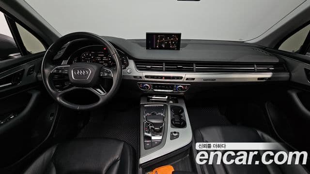 Audi Q7 (4M) 4