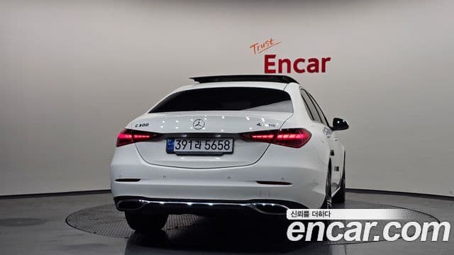Mercedes-Benz C-Class W206 3