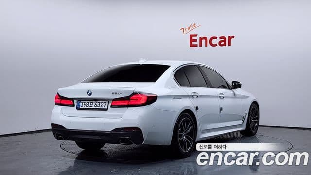 BMW 5 Series (G30) 2
