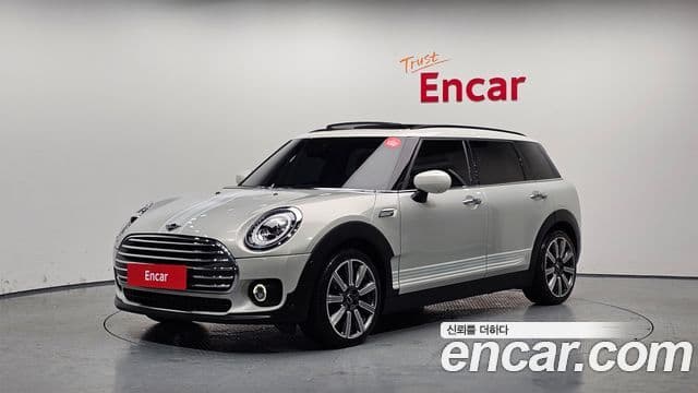 MINI Cooper Clubman 1