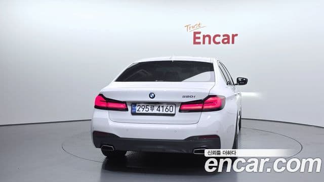 BMW 5 Series (G30) 3