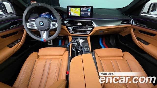 BMW 5 Series (G30) 4