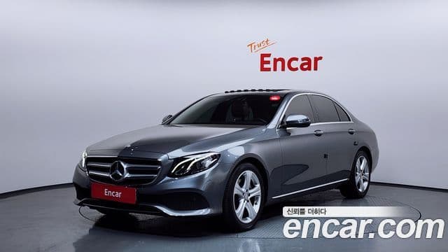 Mercedes-Benz E-Class W213 1