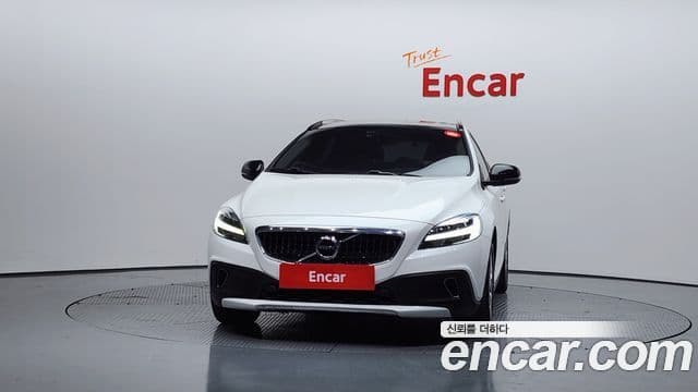 Volvo V40 Cross Country 3