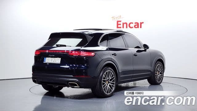 Porsche Cayenne (PO536) 2