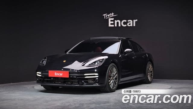 Porsche Panamera (971) 1