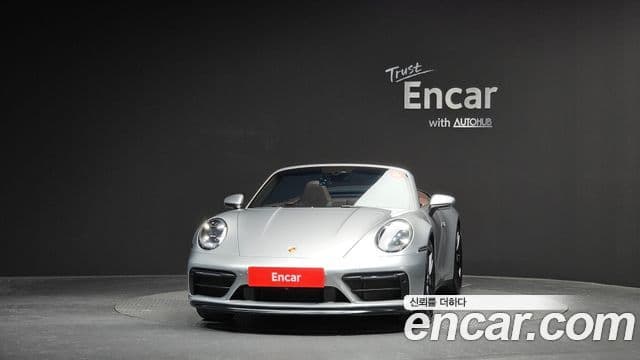 Porsche 911 (992) 3