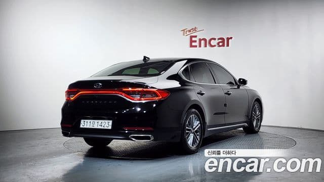 Hyundai Grandeur IG 2