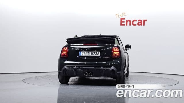 MINI Cooper S Convertible 4