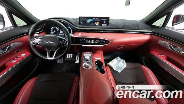 Genesis GV70 4