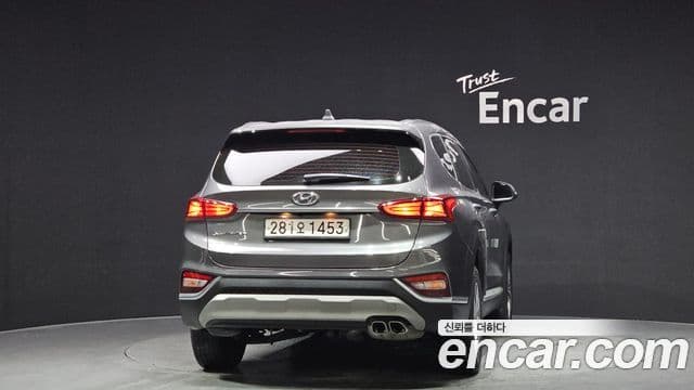 Hyundai Santa Fe TM 4