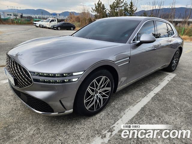Genesis G90 (RS4)