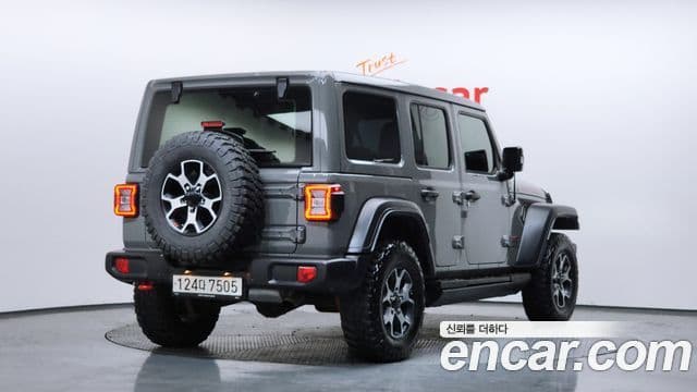 Jeep Wrangler (JL) 2