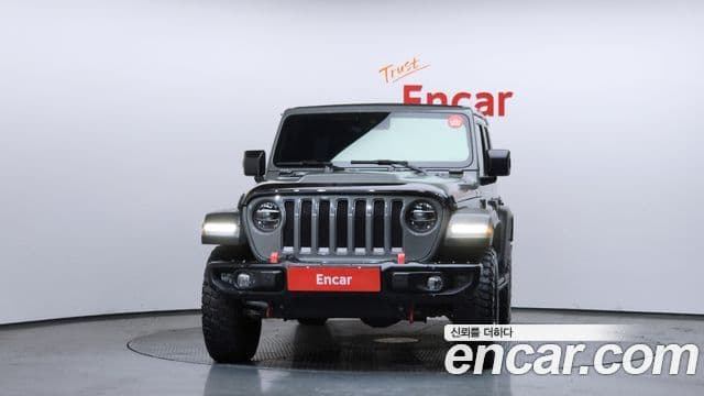 Jeep Wrangler (JL) 3