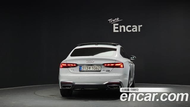 Audi A5 (F5) 3