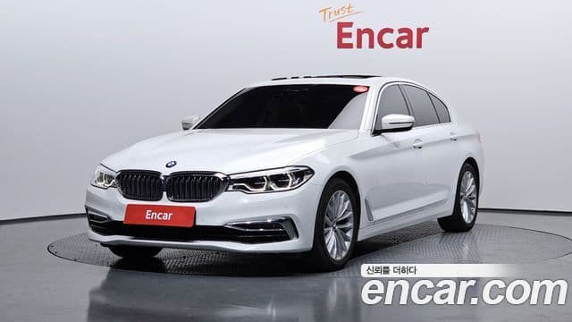 BMW 5 Series (G30)