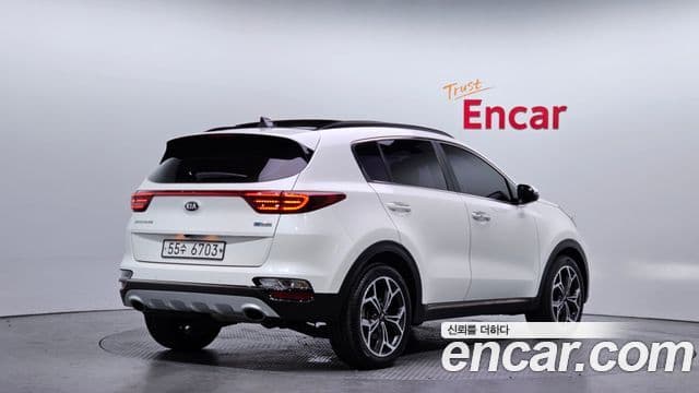 Kia Sportage The Bold 2