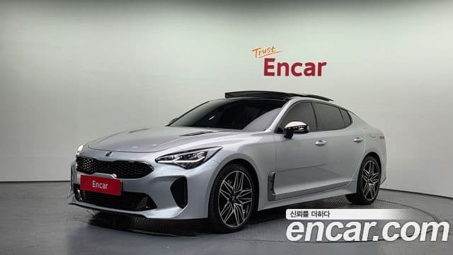 Kia Stinger — 1