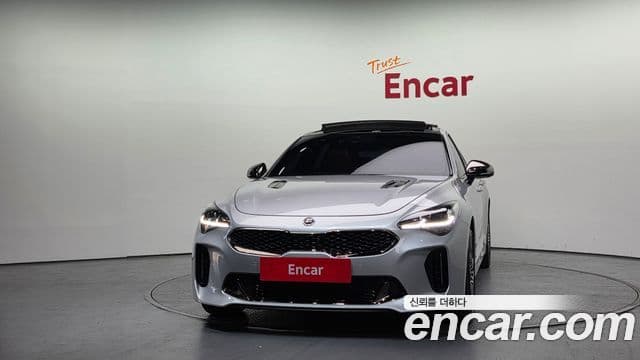 Kia Stinger 2