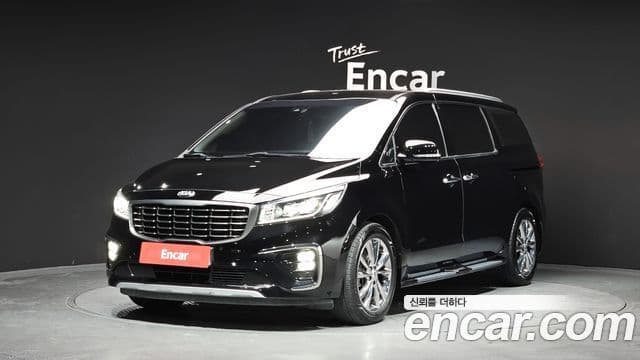 Kia The New Carnival — 1