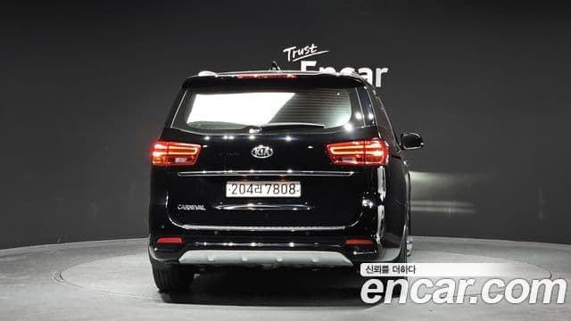 Kia The New Carnival 3