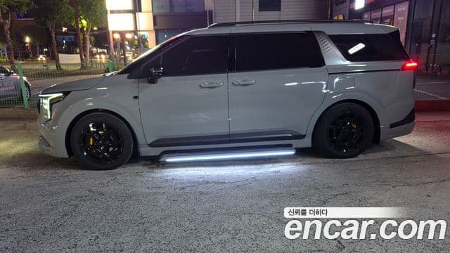 Kia The New Carnival 4th Gen 1