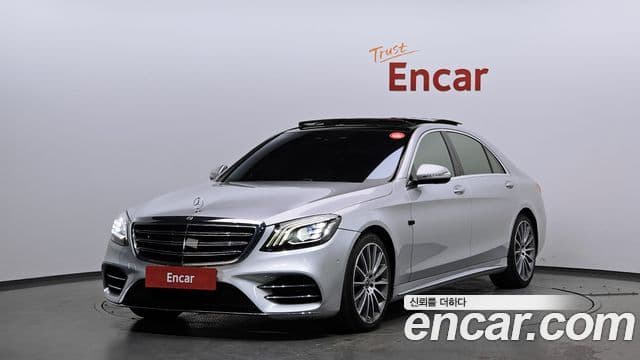 Mercedes-Benz S-Class W222 1