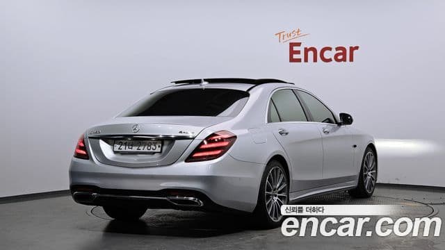 Mercedes-Benz S-Class W222 2
