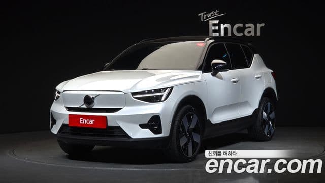 Volvo XC40 리차지 — 1