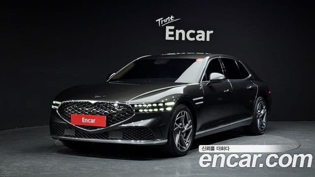 Genesis G90 (RS4) 1