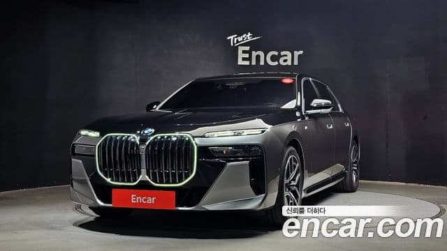 BMW 7 Series (G70) — 1