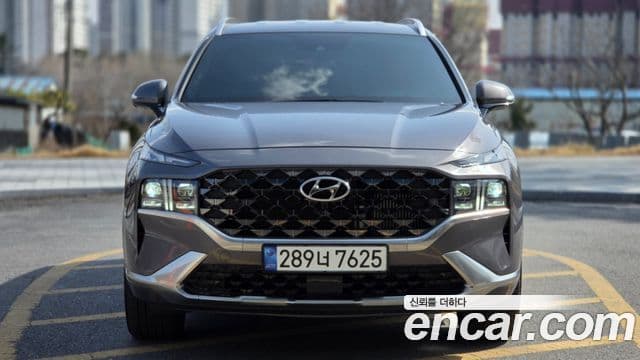 Hyundai The New Santa Fe 2