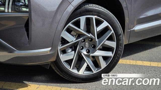 Hyundai The New Santa Fe 3