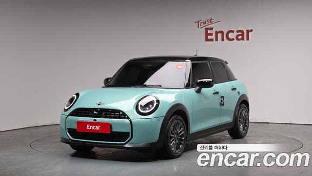 MINI Cooper C 4th Gen 1