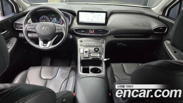 Hyundai The New Santa Fe 4