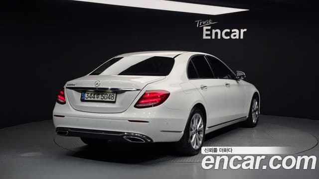 Mercedes-Benz E-Class W213 2