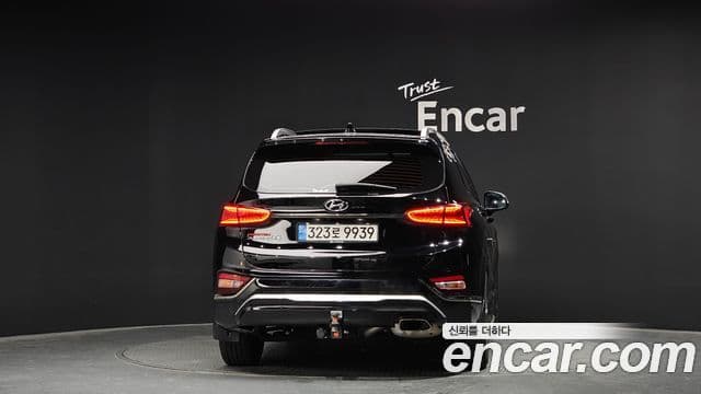 Hyundai Santa Fe TM 4