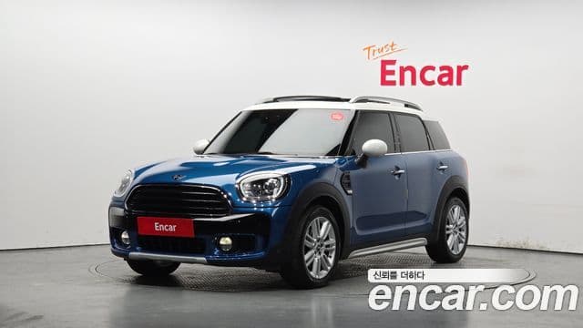 MINI Cooper Countryman 1