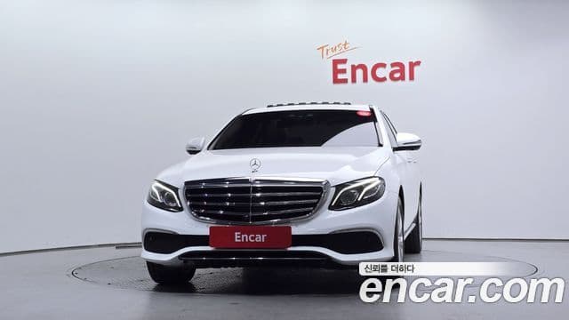Mercedes-Benz E-Class W213 2