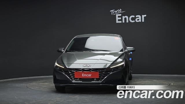 Hyundai Avante (CN7) 3