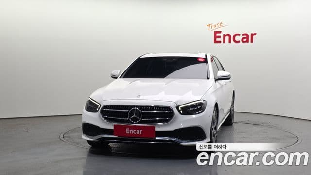 Mercedes-Benz E-Class W213 3
