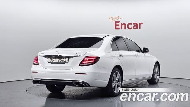 Mercedes-Benz E-Class W213 2