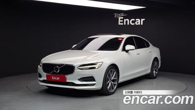 Volvo S90 1