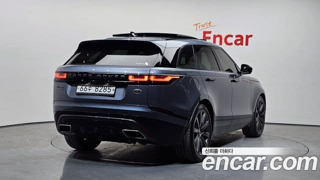 Land Rover Range Rover Velar 2