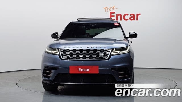 Land Rover Range Rover Velar 3