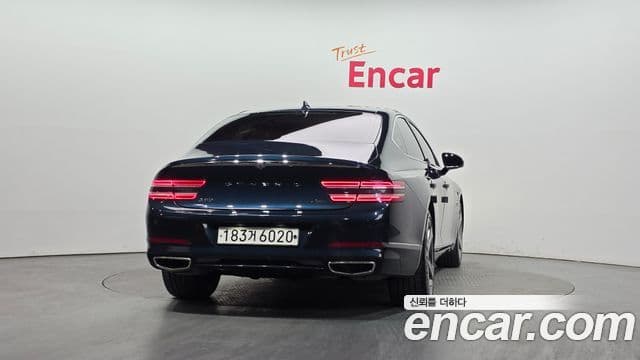 Genesis G80 (RG3) 4