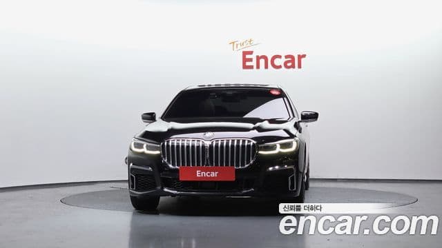 BMW 7 Series (G11) 2