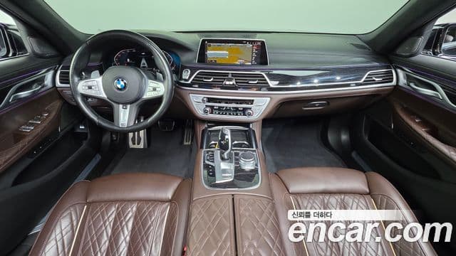 BMW 7 Series (G11) 4