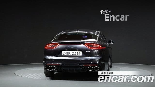 Kia Stinger 4