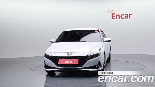 Hyundai Avante (CN7) 2